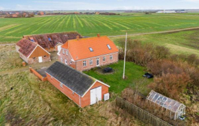 Beautiful Home In Lemvig With Wifi